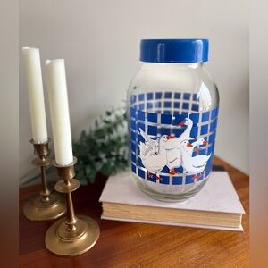 VINTAGE Carlton Goose 3L Glass Jar w/ Screw Top Lid